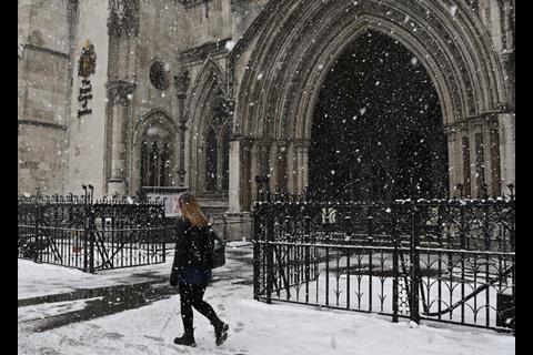 snow Royal Courts of Justice 3